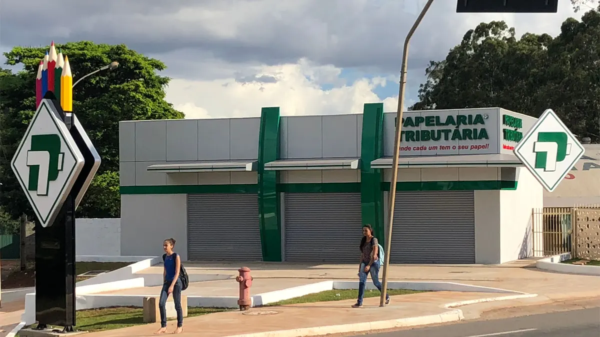 Fachada em ACM ou lona? Descubra qual é a melhor opção para sua empresa